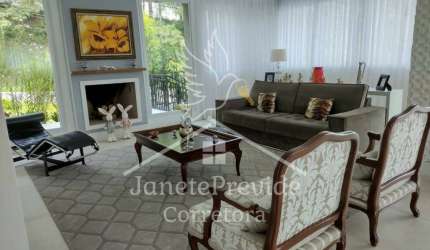 Casa à venda,  3 suites, em  Alphaville, Santana de Parnaíba-SP