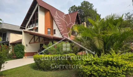 Casa à venda, esquina, 3 suítes, Alphaville,  Santana de Parnaíba-SP