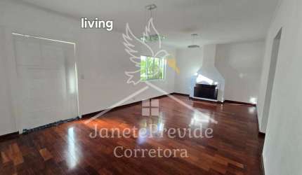 Casa para locação ou venda, 3 quartos, Alphaville,  Santana de Parnaíba-SP