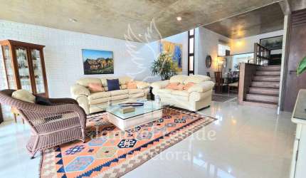 Casa à venda, 3 quartos, piscina, Alphaville,  Santana de Parnaíba-SP