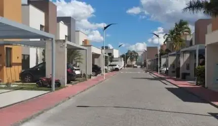 Linda casa, Sim, 3 suítes, closet e goumert