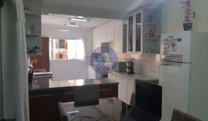 Sobrado a venda no Jardim Marek em Santo André, com 203m².