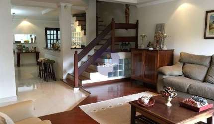 Sobrado a venda no Bairro Campestre em Santo André, com 189m².