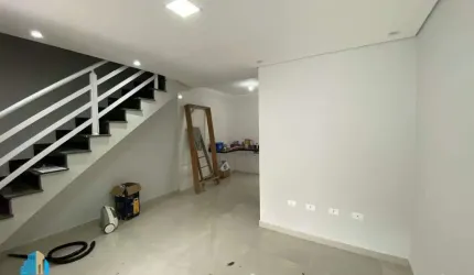Sobrado a venda na Vila Curuçá em Santo André, com 142m².
