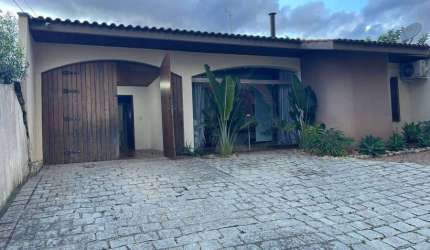 Casa com 3 quartos à venda na Rua Clemente Zetola, Três Marias, São José dos Pinhais, 132 m2 por R$ 880.000