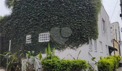 Sobrado com 2 quartos à venda em Jardim Santiago - SP