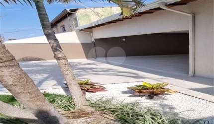 Casa térrea com 3 quartos à venda em Jardim Morada Do Sol - SP