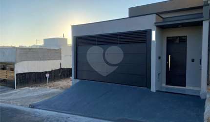 Casa térrea com 2 quartos à venda em Jardim Monte Carlo - SP