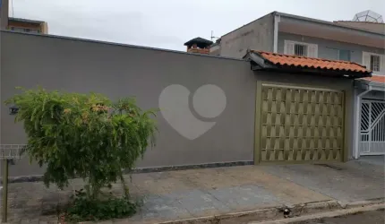 Casa térrea com 3 quartos à venda em Residencial Monte Verde - SP