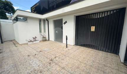 Casa com 3 quartos para locação em Cidade Nova I - SP