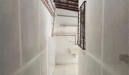 Casa com 2 quartos à venda em Centro - SP