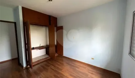 Casa com 3 quartos à venda em Vila Aurora - SP