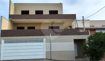 Casa com 5 quartos à venda em Jardim Celani - SP