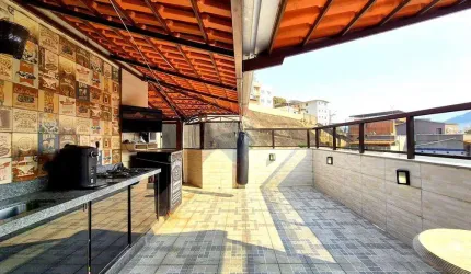 Cobertura duplex 2 quartos e uma vaga, próximo ao Centro de Juiz de Fora