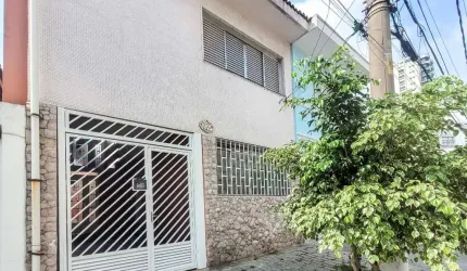 Versátil casa tipo para venda com 3 quartos, sendo 2 suítes, 120m²