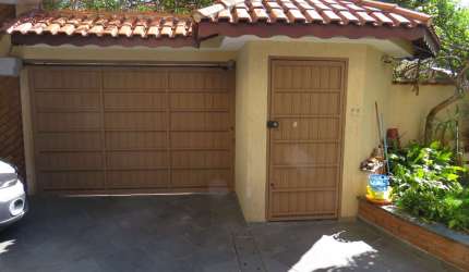 Agradável sobrado para venda com 3 quartos, 182m²