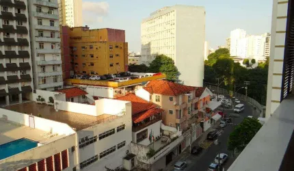 Amplo apartamento no Canela 4 quartos!
