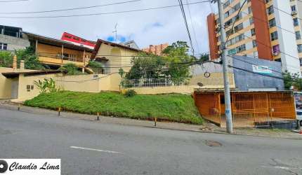 Casa em Brotas excelente ponto comercial!