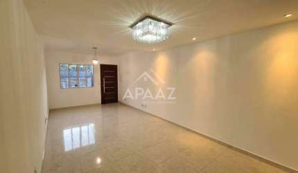 Sobrado à venda, 3 quartos, 1 suíte, 5 vagas, Jardim Maringá - São Paulo/SP