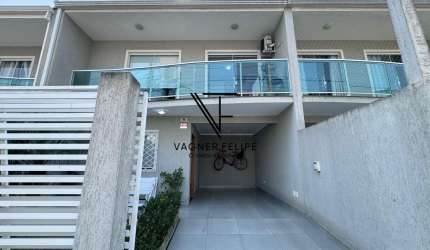 Sobrado mobiliado, 03 quartos - 100m² construídos - Afonso Pena.