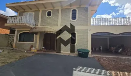 Casa Sobrado com 5 Suítes e Piscina no Ribeirânia