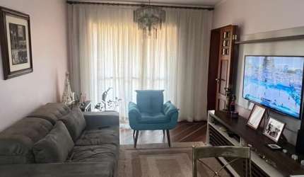 Apartamento Amplo em Excelente Localização!