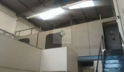 Galpão Industrial para Locação na Prosperidade em São Caetano do Sul-SP: 3 banheiros e 380,00 m² de área.