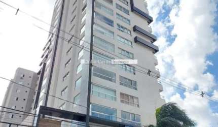 Apartamento para aluguel com 3 quartos