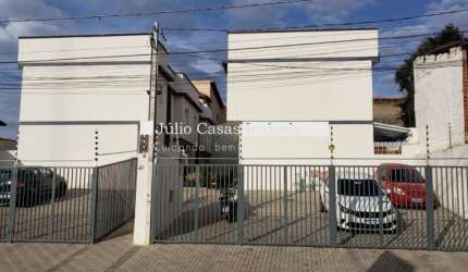 Sobrado à venda com 02 quartos na Vila Haro