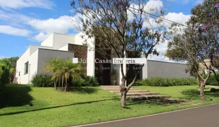 Casa a venda no Condomínio Lago Azul