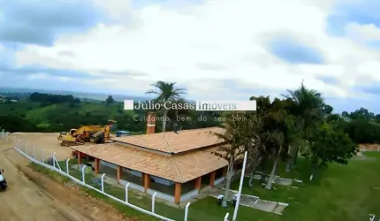 Área a venda com 68 metros para Raposo