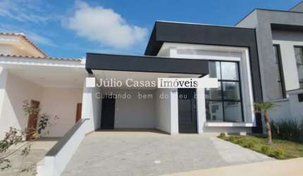 Casa térrea em condomínio à venda com 03 suítes