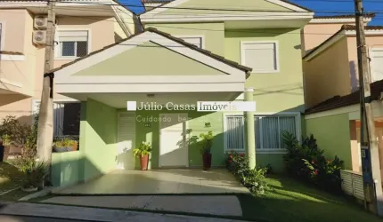 Casa em Condomínio com 4 quartos