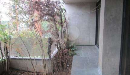 Apartamento com 4 quartos à venda em Real Parque - SP