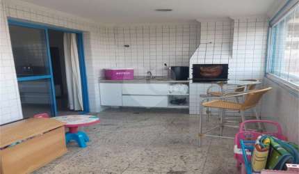 Apartamento com 3 quartos à venda em Jardim Avelino - SP