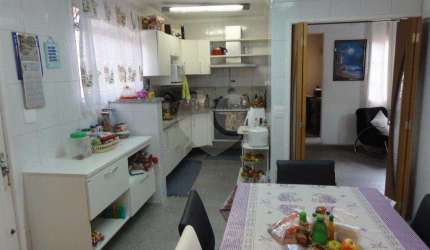 Casa térrea com 3 quartos à venda em Vila Mazzei - SP
