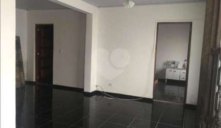 Casa com 3 quartos à venda em Vila Gustavo - SP