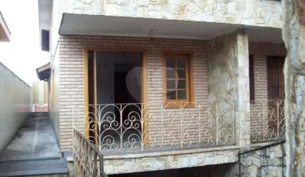 Sobrado com 3 quartos à venda em Vila Nivi - SP