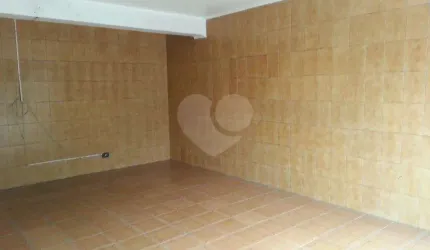Sobrado com 3 quartos à venda em Vila Galvão - SP