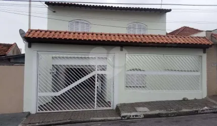 Sobrado com 4 quartos à venda em Vila Leonor - SP