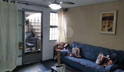 Sobrado com 2 quartos à venda em Vila Gustavo - SP