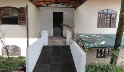 Casa térrea com 4 quartos à venda ou para locação em Vila Albertina - SP