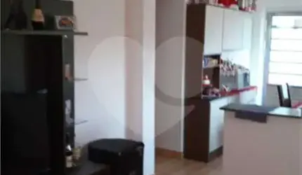 Sobrado com 4 quartos à venda em Lavapés - SP