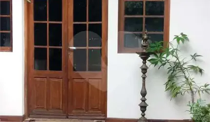 Casa térrea com 4 quartos à venda em Jardim Leonor - SP