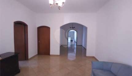 Casa térrea com 4 quartos à venda em Planalto Paulista - SP