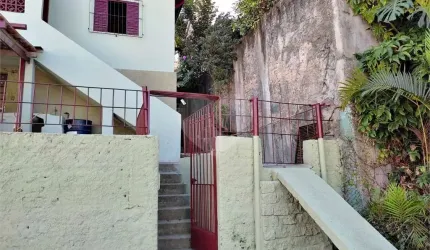 Casa térrea com 2 quartos à venda em Vila Rosa - SP