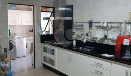 Sobrado com 4 quartos à venda em Vila Guilherme - SP
