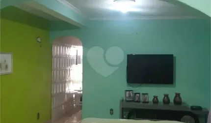 Casa com 6 quartos à venda em Jardim Peri - SP