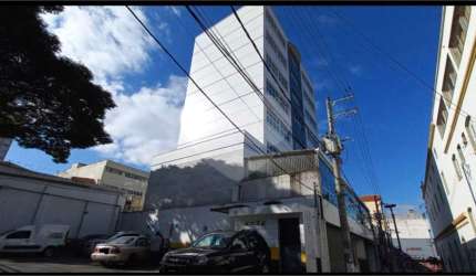 Prédio inteiro à venda em Centro - SP