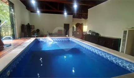 Condomínio com 5 quartos à venda ou para locação em Caraguatá - SP